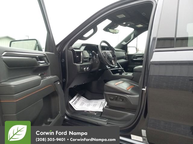 Used 2024 GMC Sierra 1500 AT4 w/ Technology Package image 9