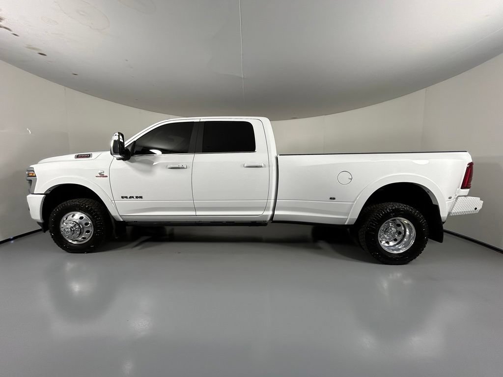Used 2025 RAM 3500 Longhorn AWD/4WD image 4