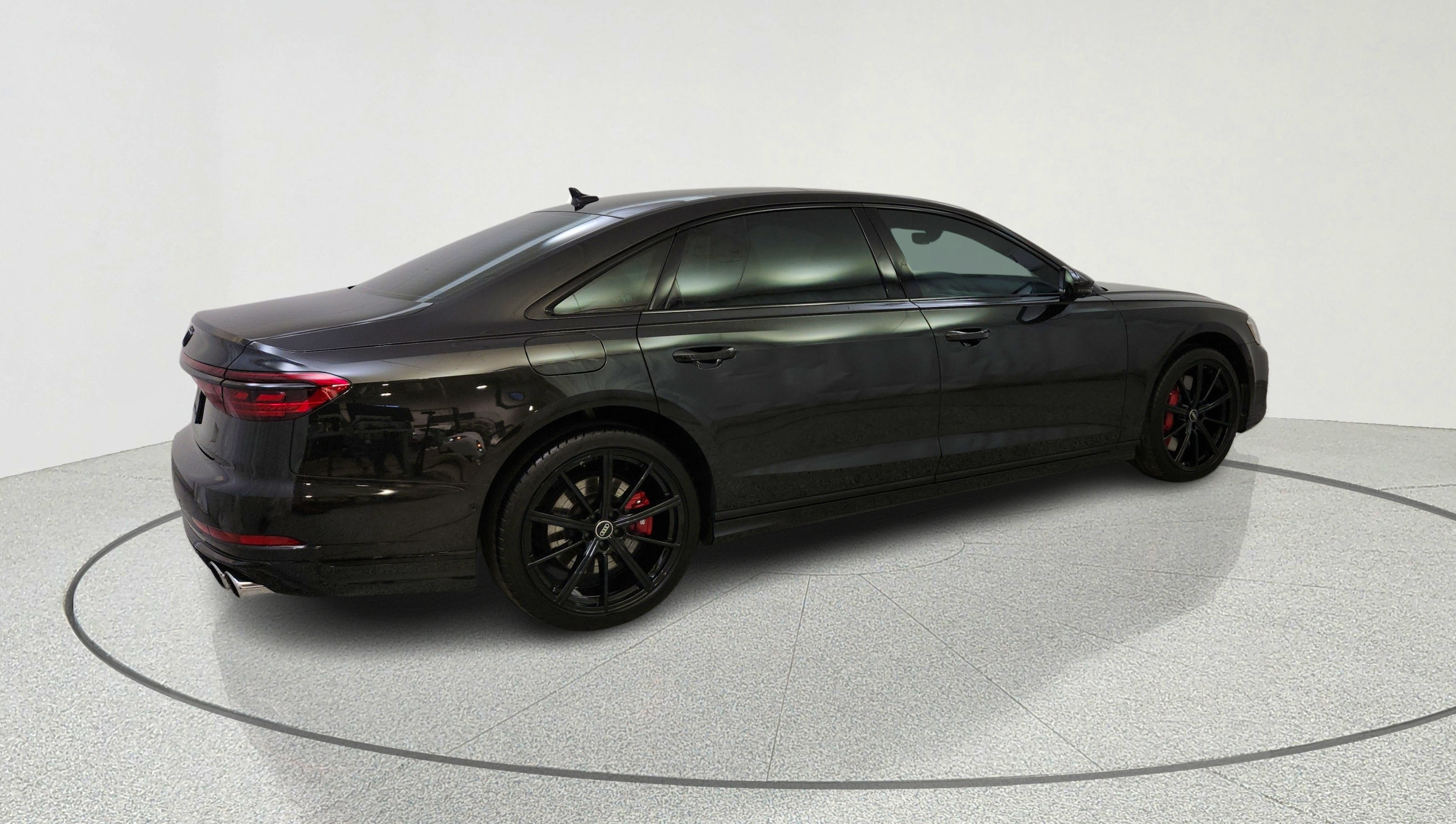 Used 2022 Audi S8 w/ S8 Comfort Plus Package AWD/4WD image 9