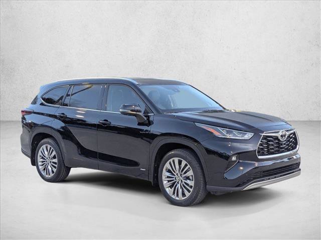 New 2026 Toyota Highlander Platinum image 6