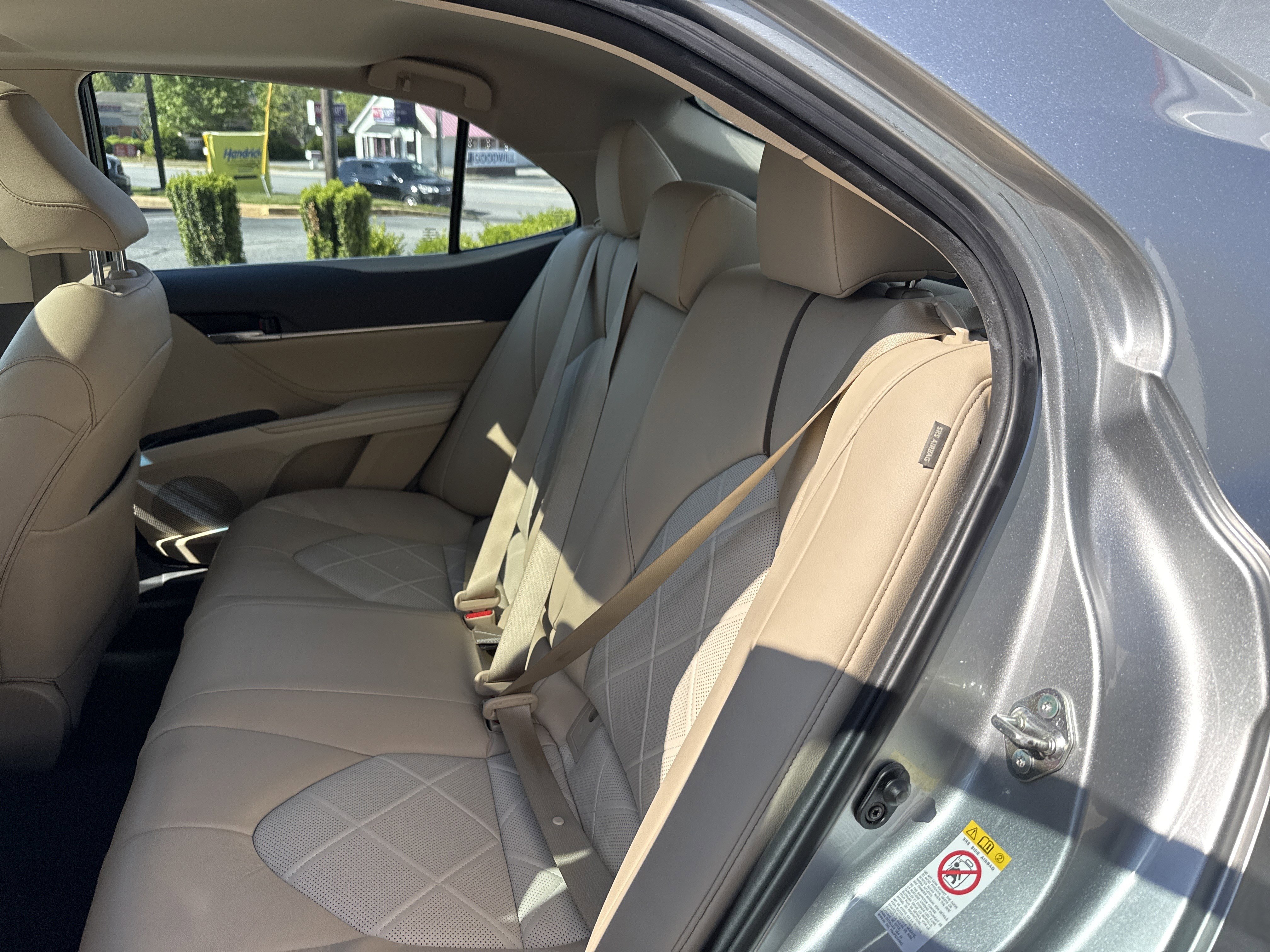Used 2018 Toyota Camry XLE w/ Audio Package FWD image 32