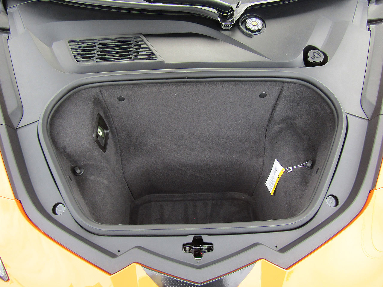 Used 2023 Chevrolet Corvette Stingray Premium Conv w/ Z51 Performance Package image 21