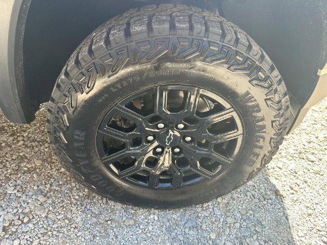 Used 2026 Chevrolet Colorado Trail Boss AWD/4WD image 61
