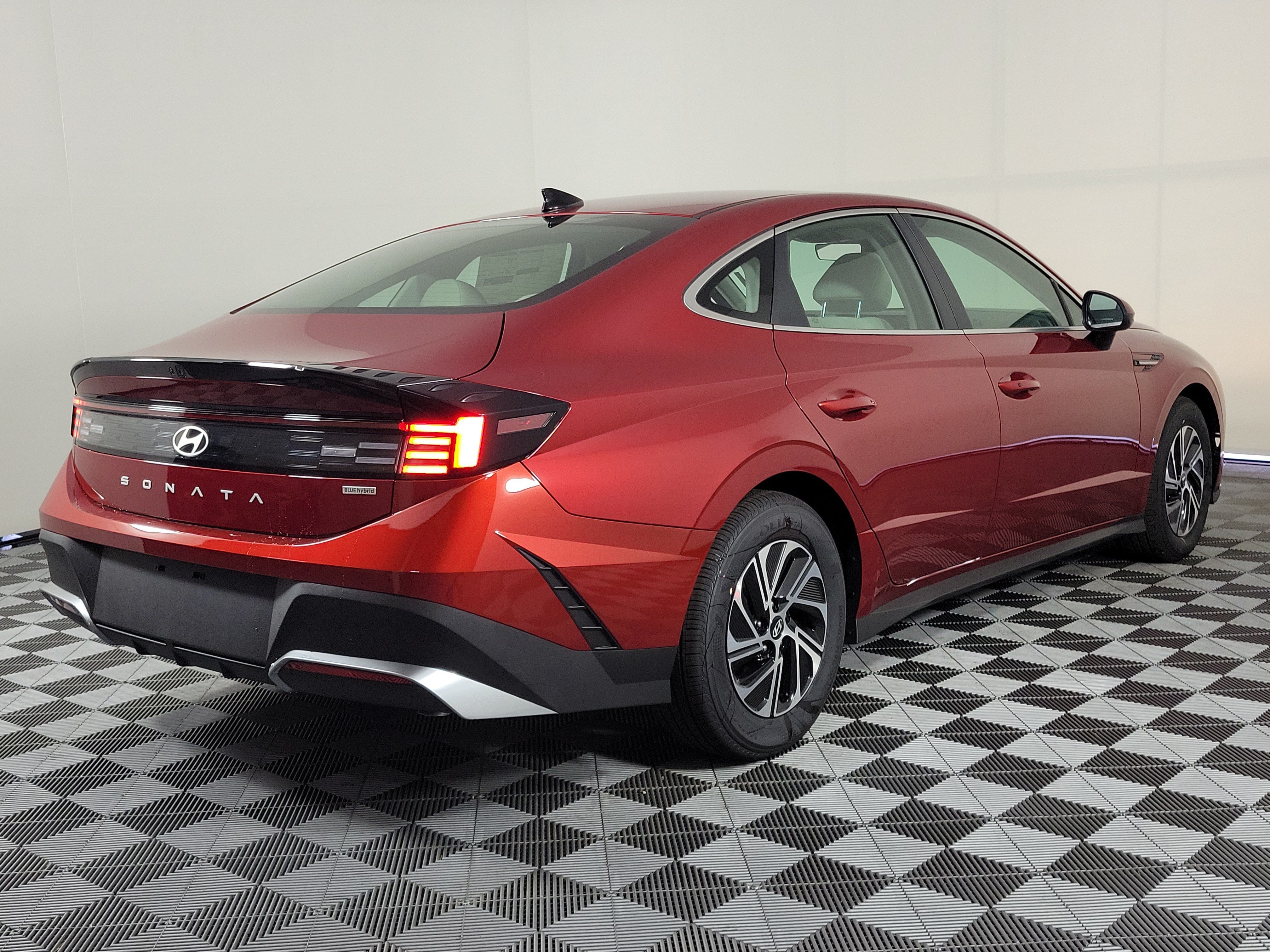 New 2026 Hyundai Sonata Blue FWD image 3