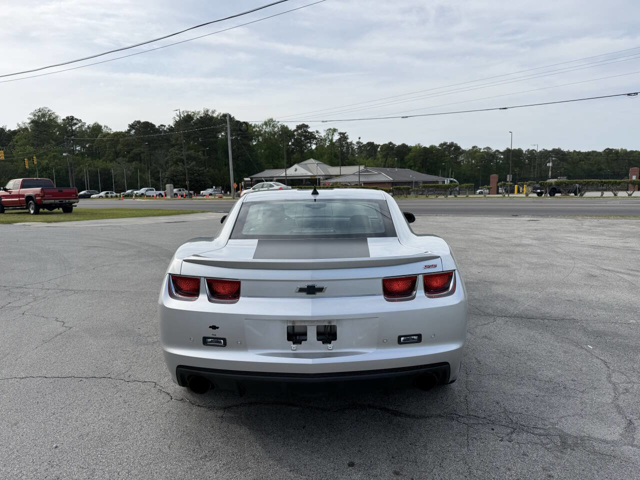 Used 2010 Chevrolet Camaro SS w/ RS Package RWD image 5