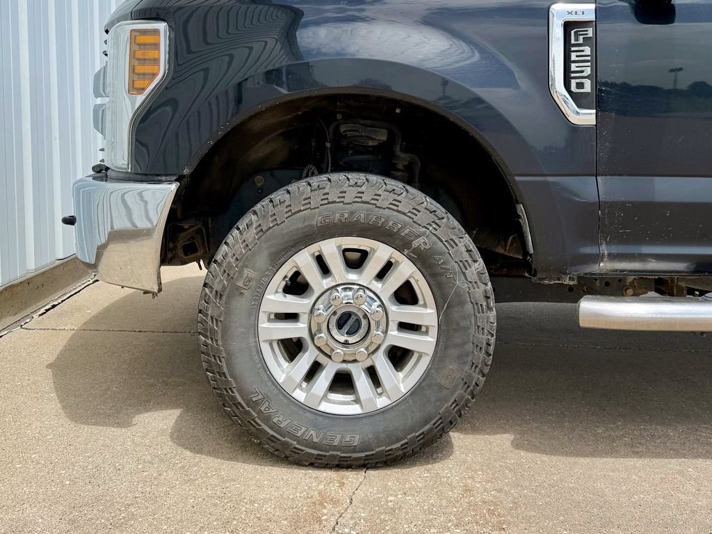 Used 2018 Ford F250 XLT AWD/4WD image 25