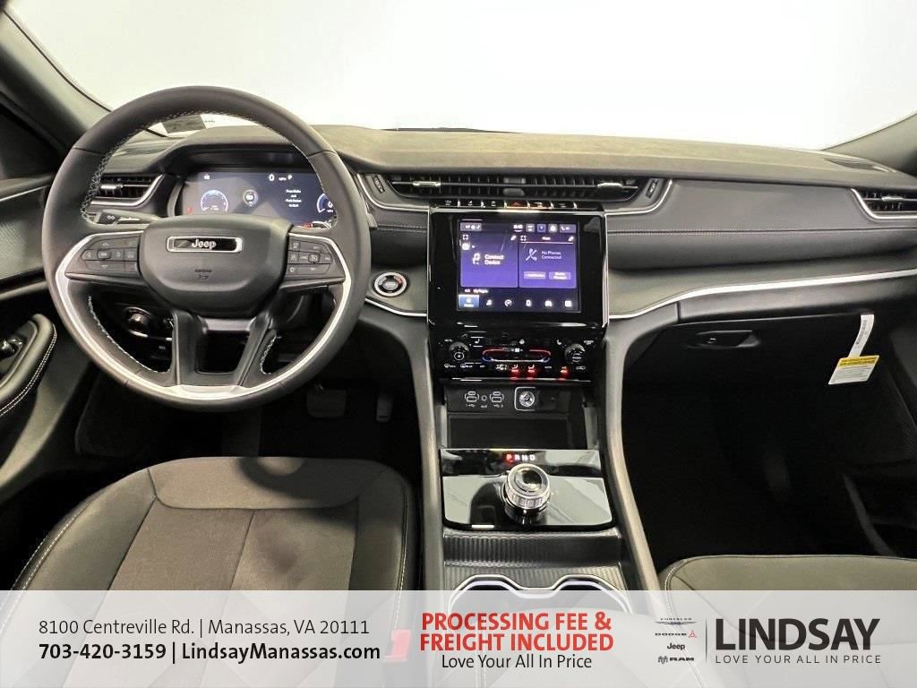 New 2025 Jeep Grand Cherokee L Laredo w/ Luxury Tech Group I AWD/4WD image 16