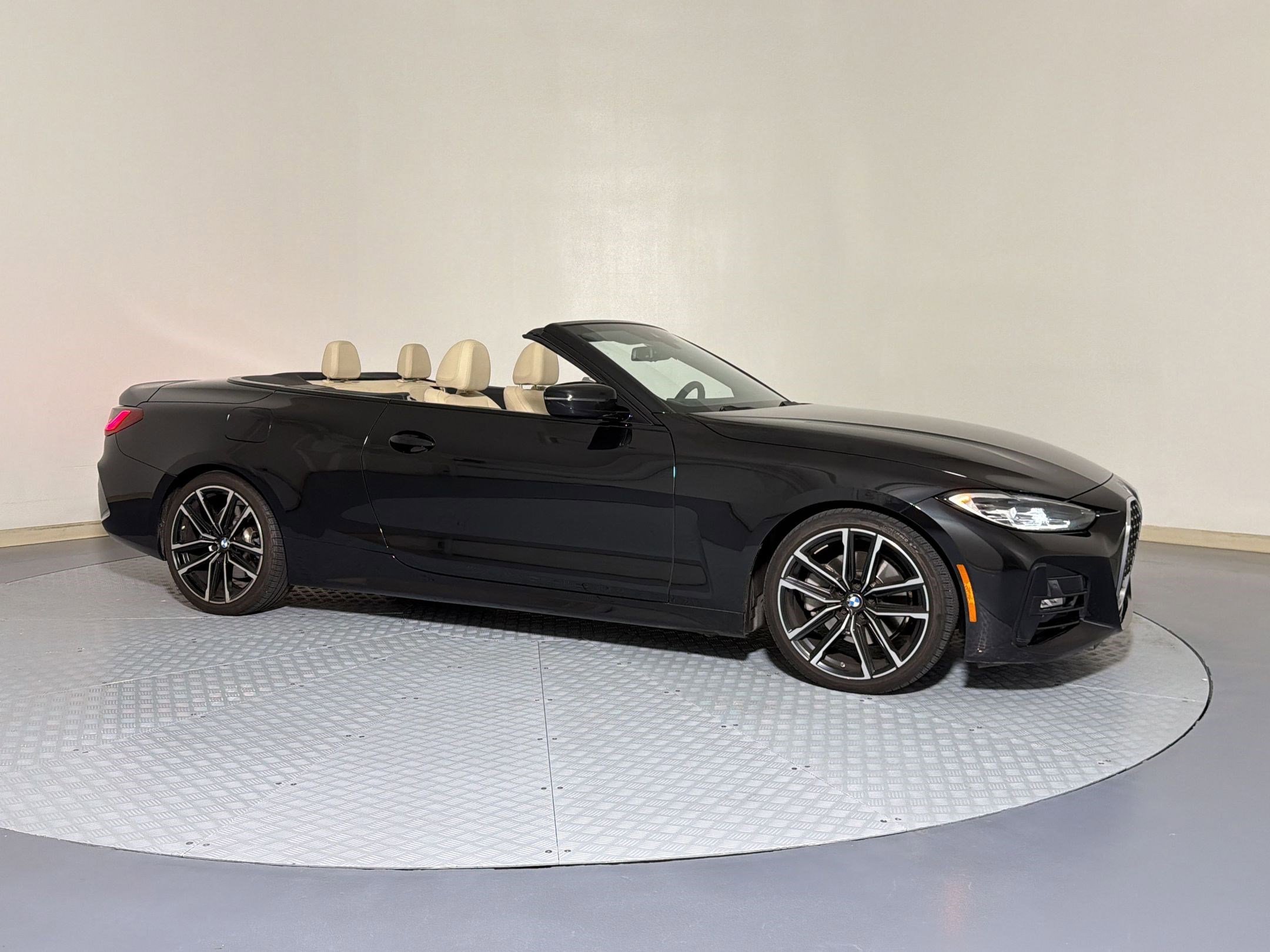 Certified 2024 BMW 430i Convertible w/ M Sport Package RWD image 6