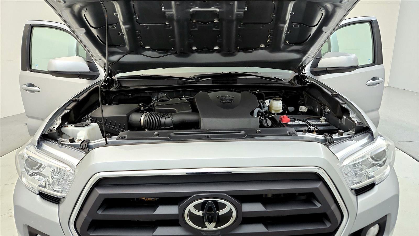 Certified 2023 Toyota Tacoma SR5 image 15