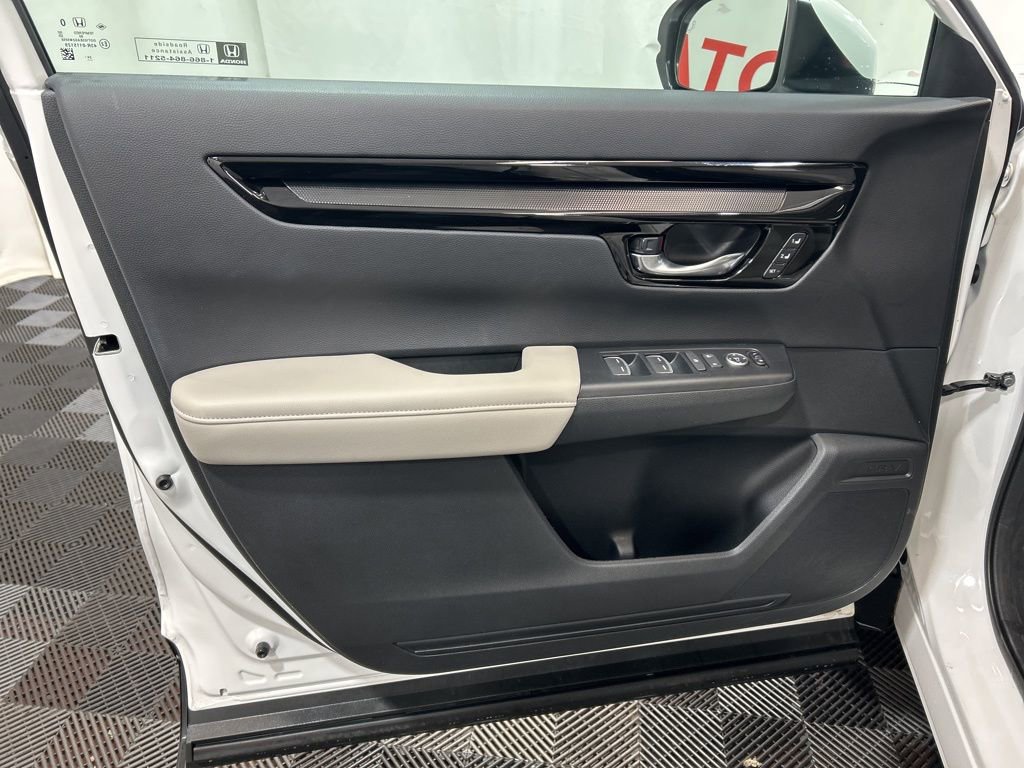Used 2025 Honda CR-V EX-L image 19