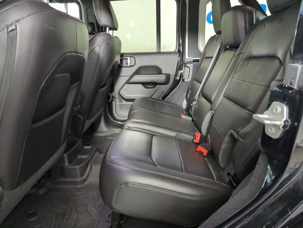 Used 2023 Jeep Wrangler Altitude image 20