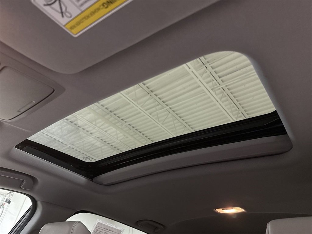 Used 2019 Honda CR-V Touring image 19