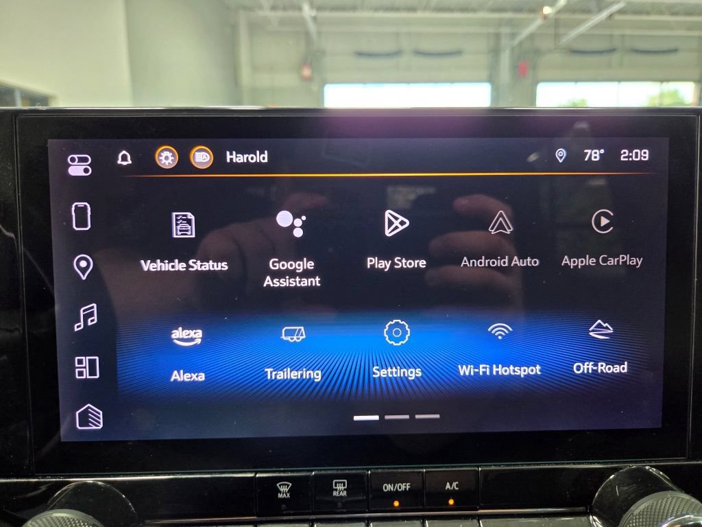 Used 2024 Chevrolet Colorado Trail Boss w/ Advanced Trailering Package AWD/4WD image 41