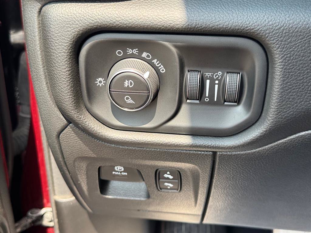 Used 2025 RAM 1500 Big Horn AWD/4WD image 20