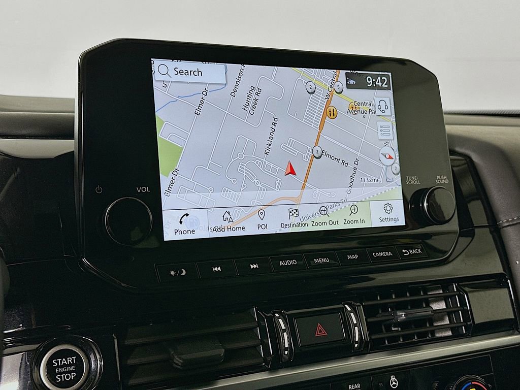 Certified 2024 Nissan Pathfinder SL image 19