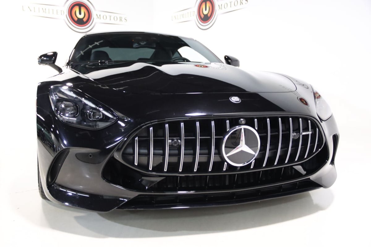 Used 2025 Mercedes-Benz AMG GT 63 image 32