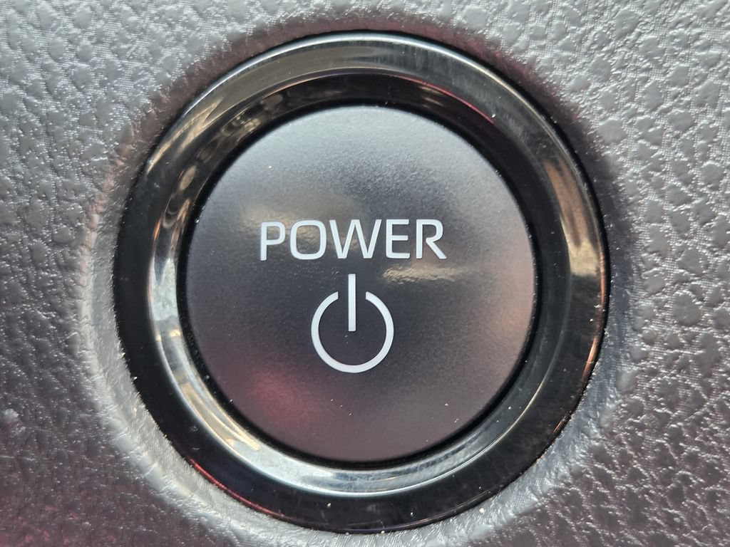 Used 2025 Toyota Camry LE FWD image 22