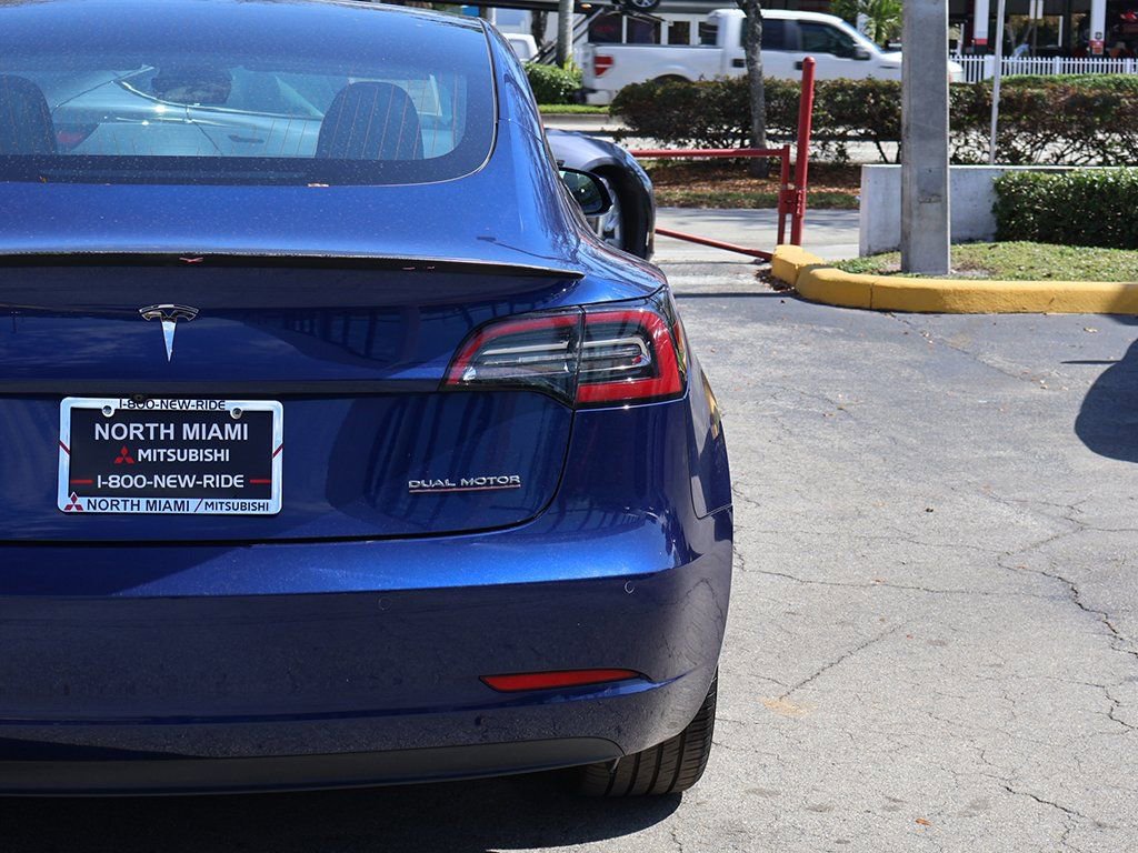 Used 2018 Tesla Model 3 Performance image 15