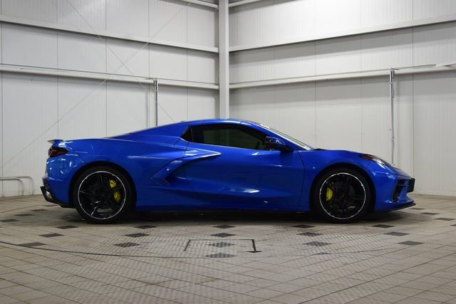 Used 2023 Chevrolet Corvette Stingray Premium Conv w/ Battery Protection Package RWD image 9