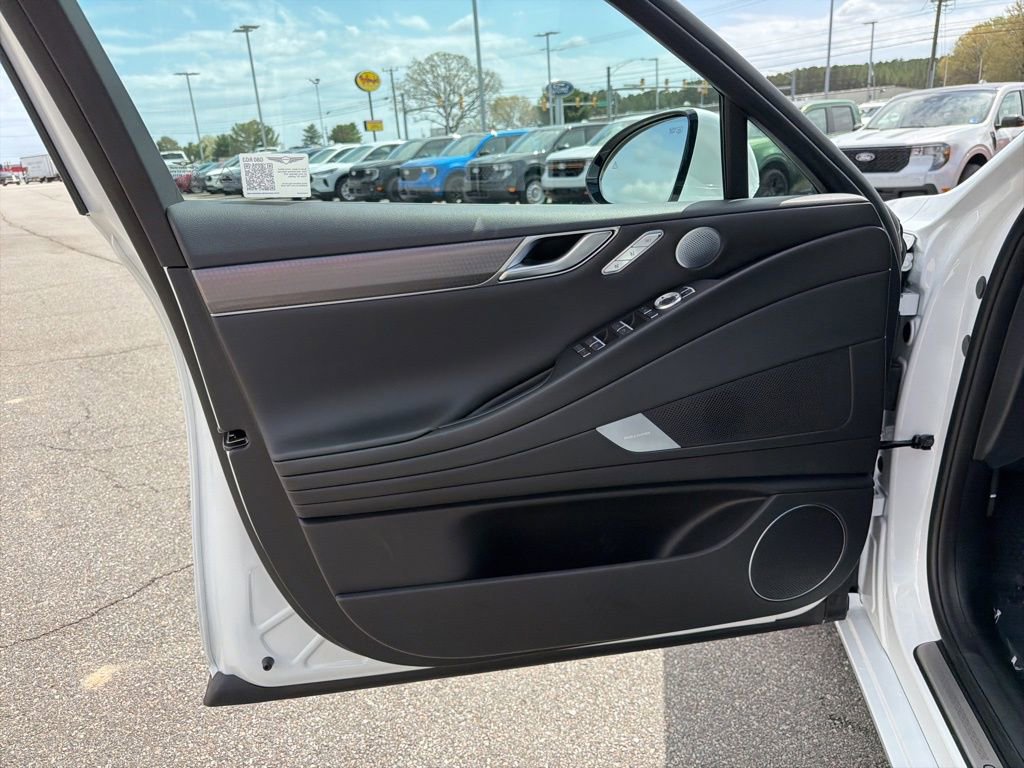 Used 2025 Genesis G80 3.5T Sport image 12