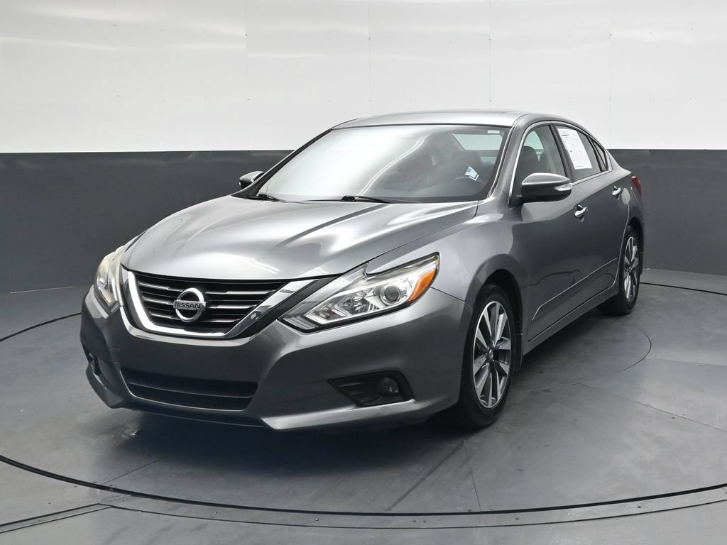 Used 2017 Nissan Altima 2.5 SV w/ Convenience Package FWD image 13