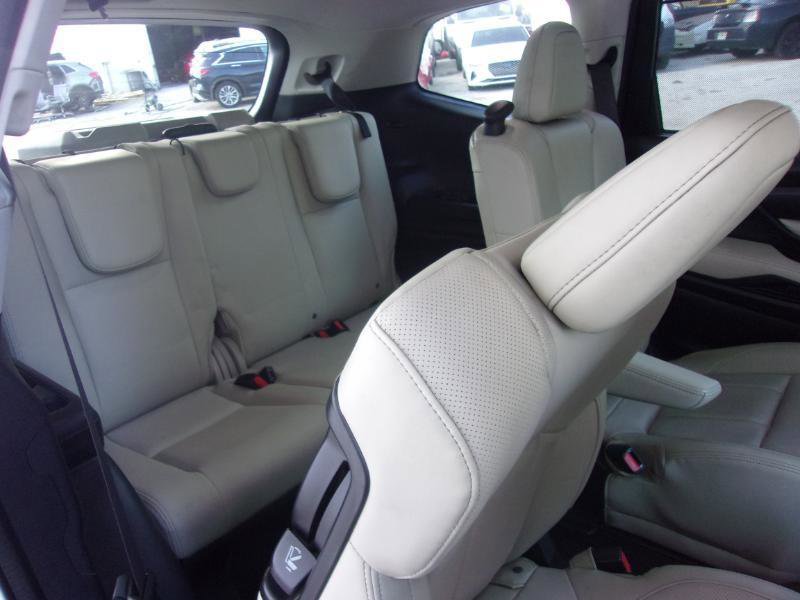 Used 2019 Subaru Ascent Limited w/ Popular Package #3 image 8