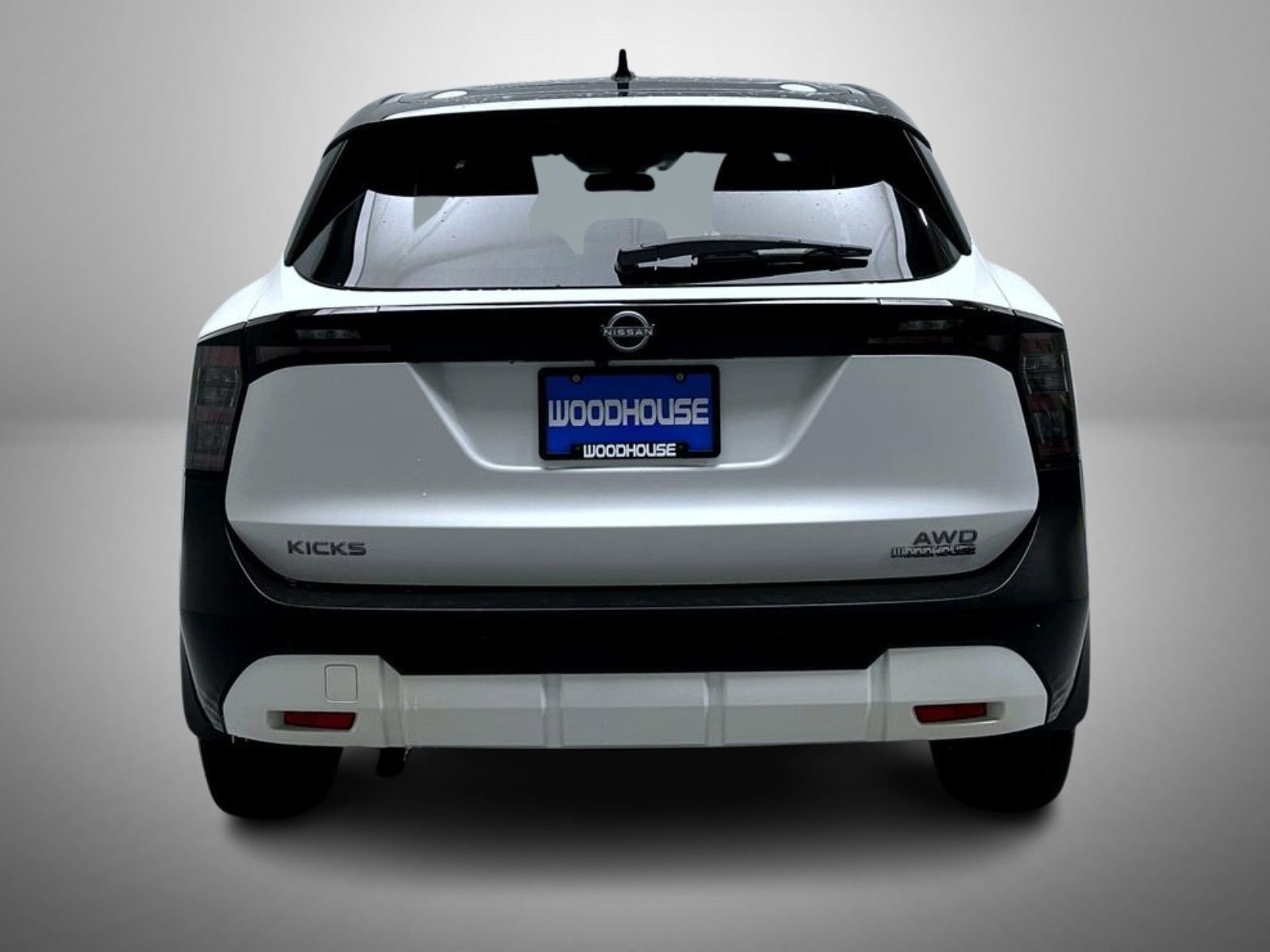 Used 2025 Nissan Kicks SV image 6