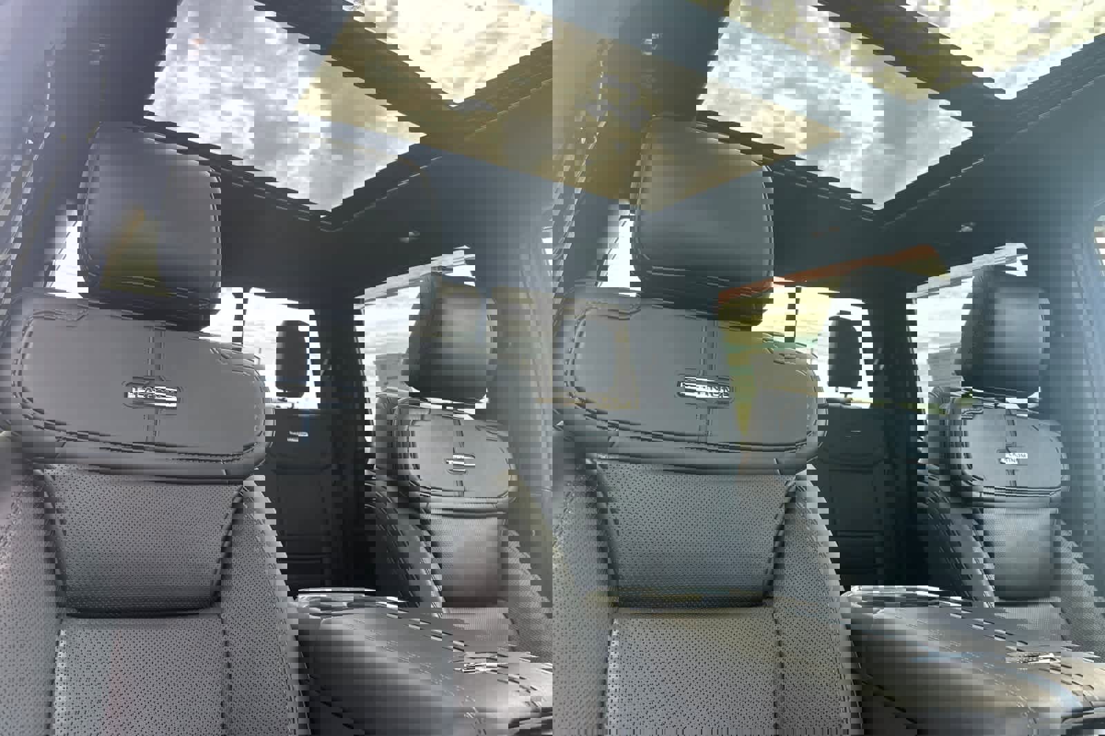 Certified 2025 Ford F250 Platinum image 16