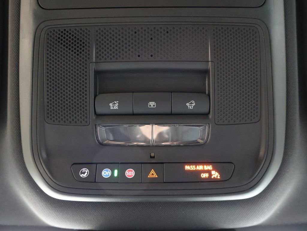 New 2026 GMC Terrain AT4 w/ LPO, Black Badging Package image 23