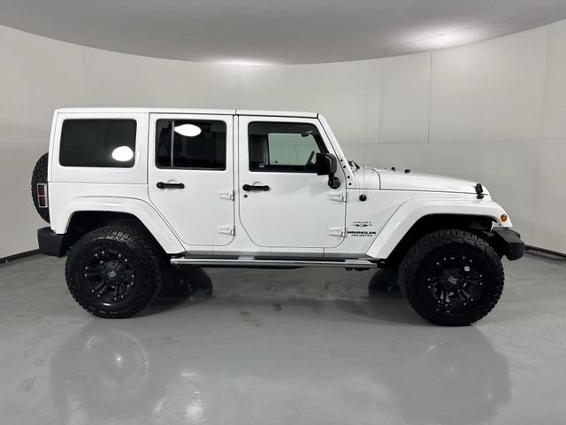 Used 2017 Jeep Wrangler Unlimited Sahara w/ Mopar Chrome Edition Group AWD/4WD image 32