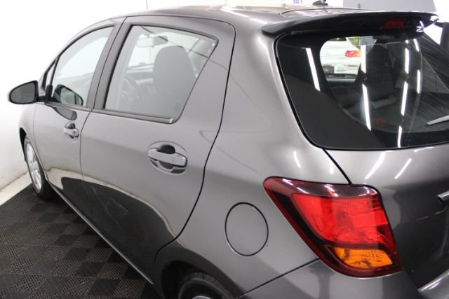 Used 2015 Toyota Yaris LE FWD image 9