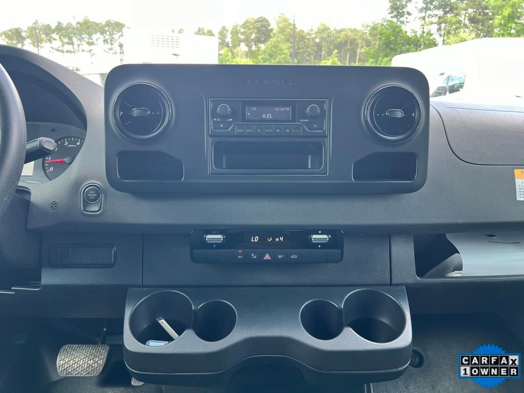 Used 2023 Mercedes-Benz Sprinter 144 Cargo image 27