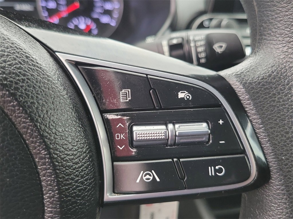 Used 2023 Kia Forte LXS image 6