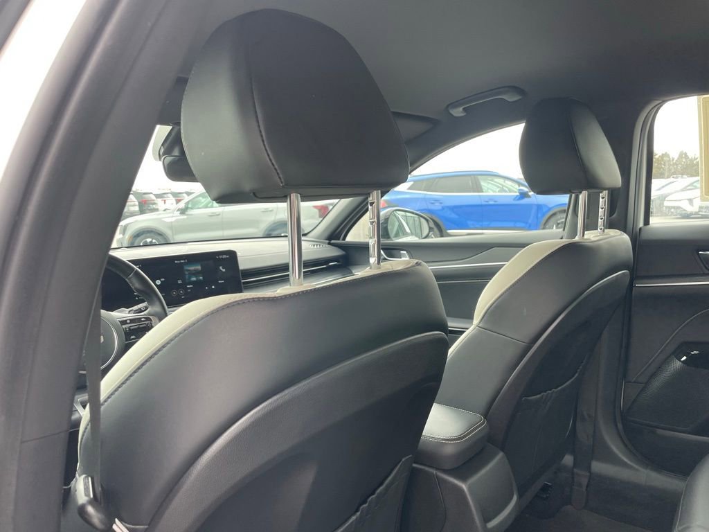 Certified 2025 Kia K5 GT-Line image 25