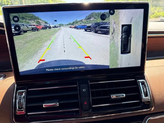 Used 2023 Lincoln Navigator Reserve AWD/4WD image 41