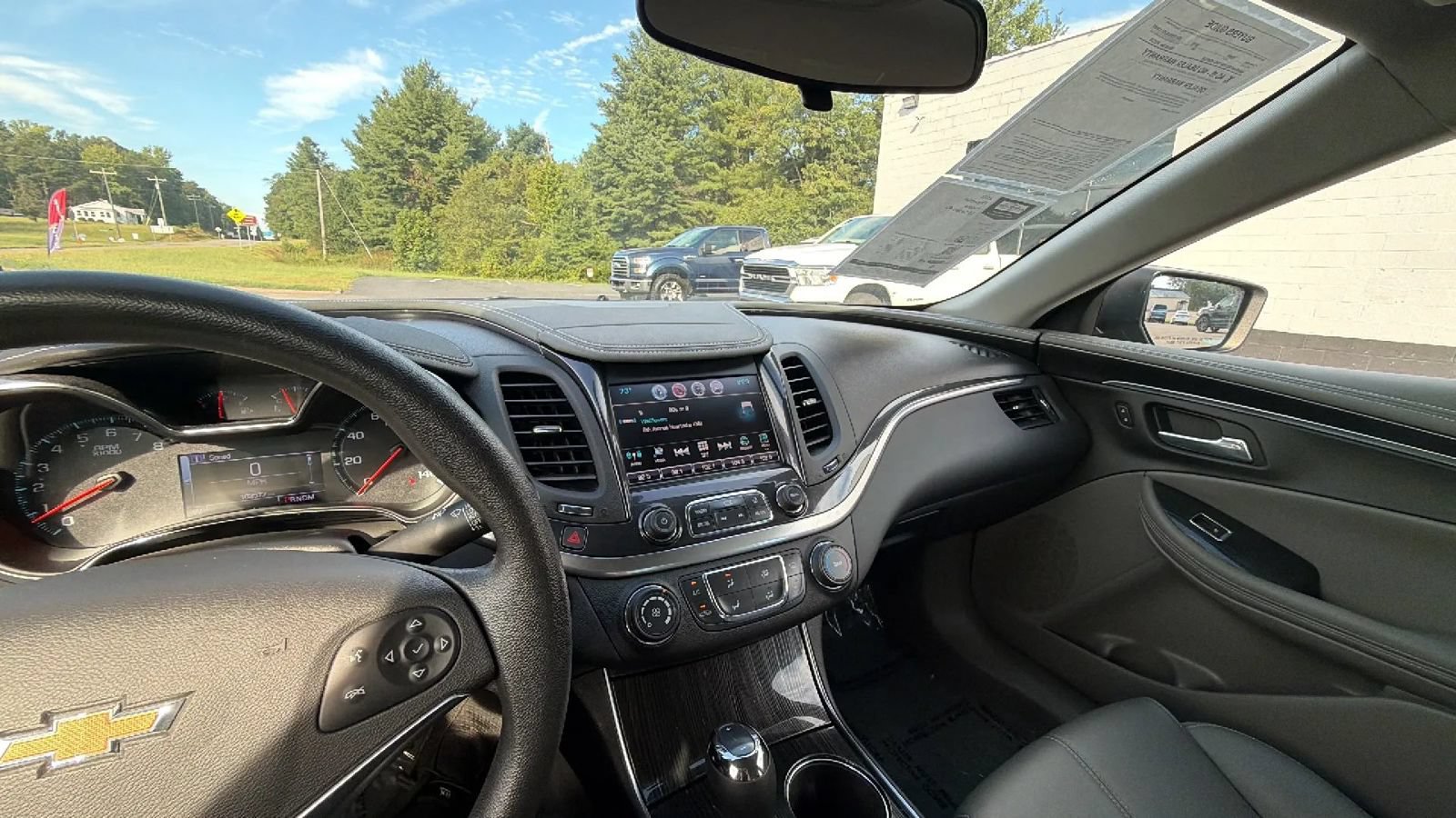 Used 2018 Chevrolet Impala LS FWD image 32
