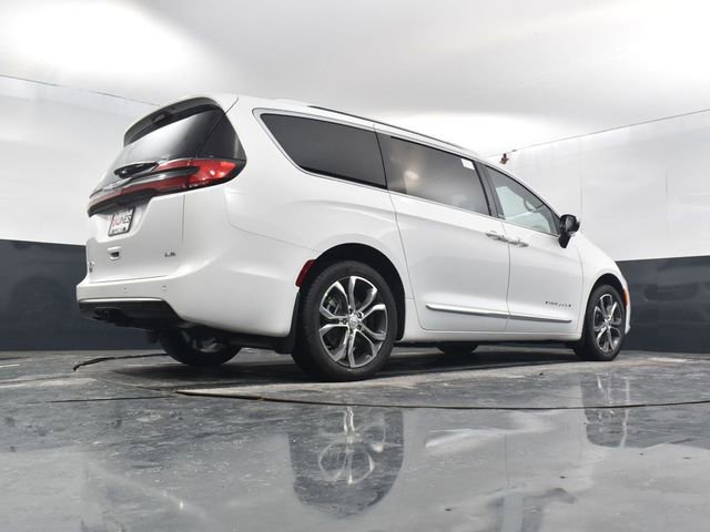 New 2026 Chrysler Pacifica Pinnacle image 55