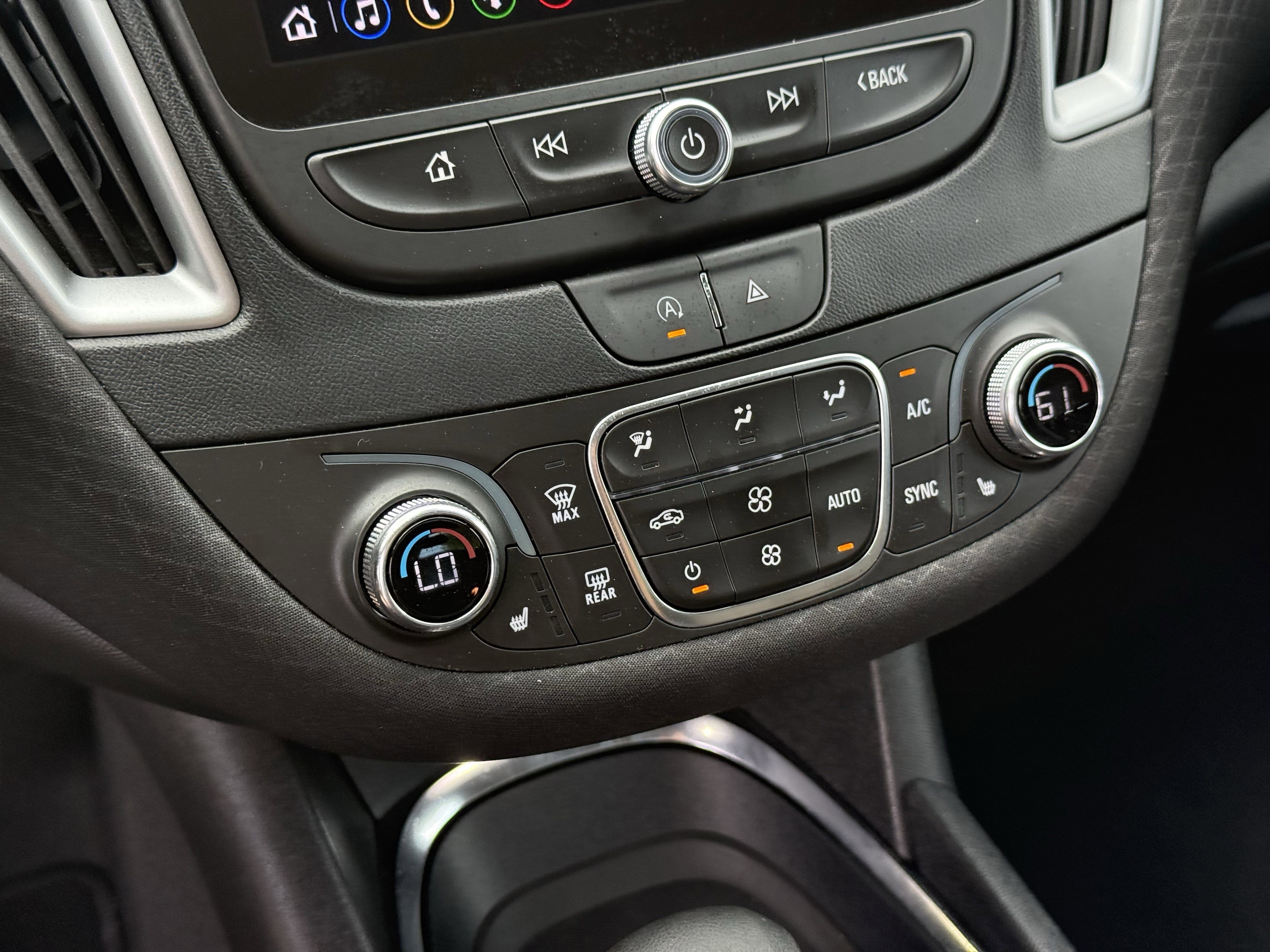 Used 2024 Chevrolet Malibu LT FWD image 22