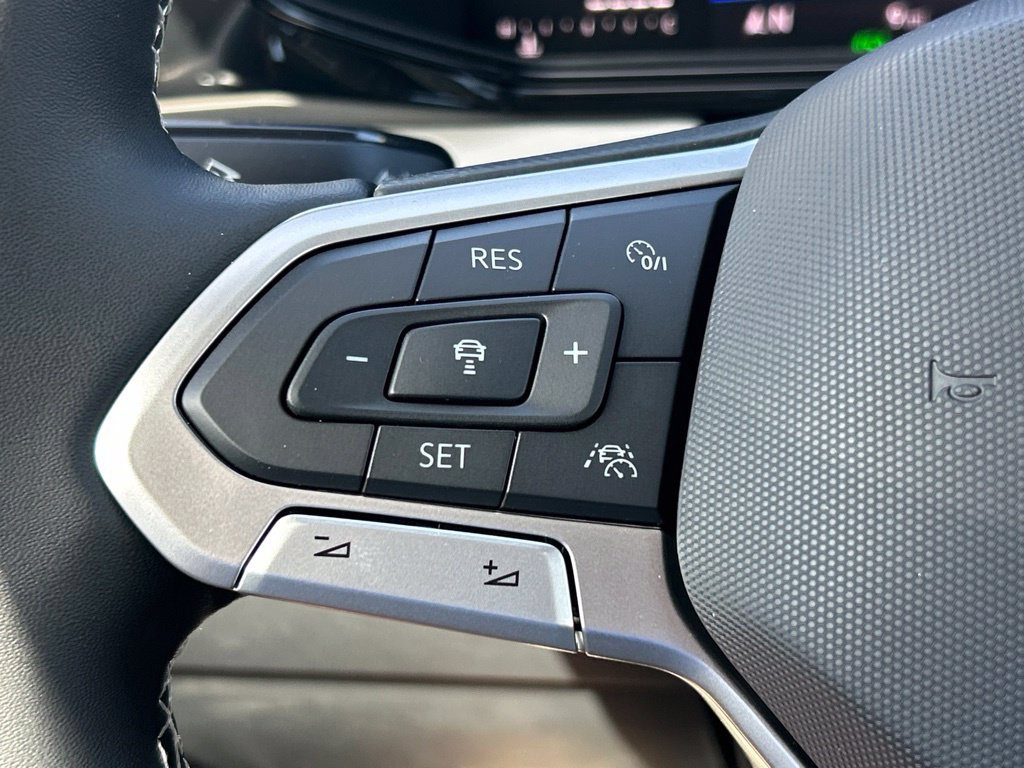New 2027 Volkswagen Taos S FWD image 23