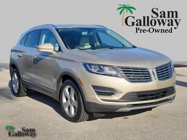Used 2017 Lincoln MKC Premiere AWD/4WD image 1