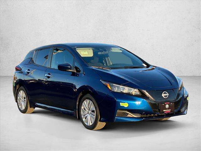 Used 2023 Nissan Leaf S image 3