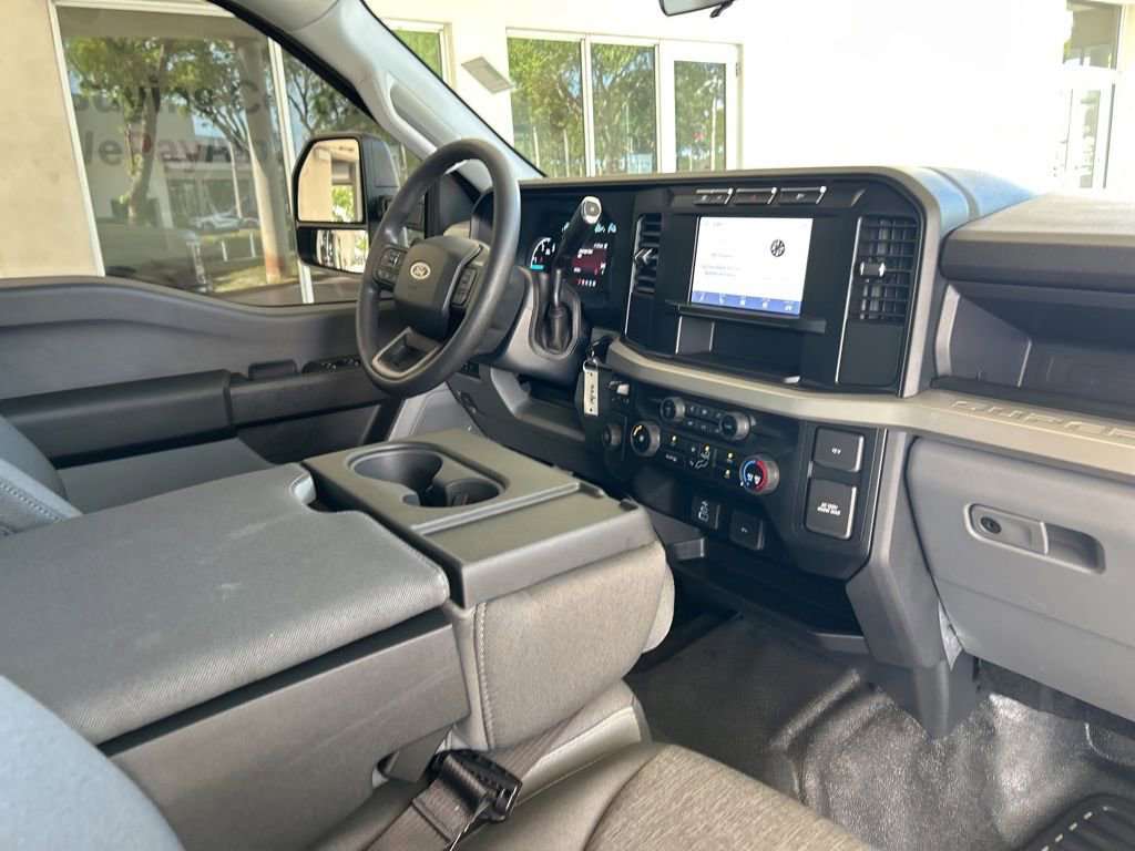 Used 2024 Ford F350 XL w/ 360-Degree Camera Package image 26