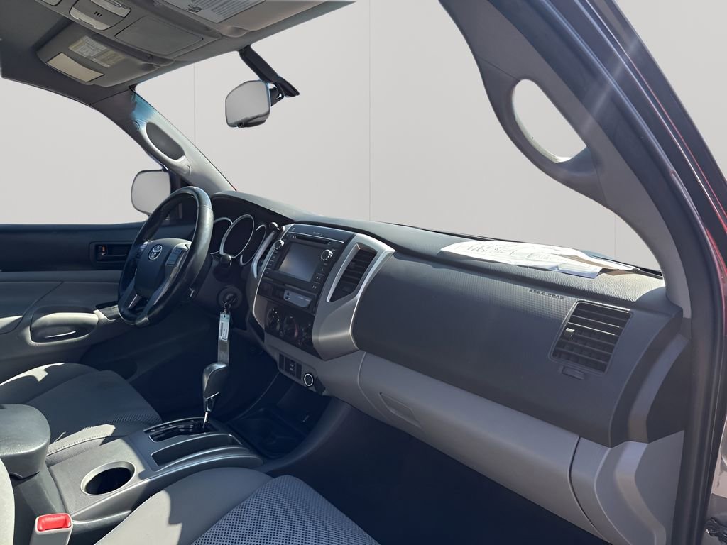 Used 2013 Toyota Tacoma PreRunner w/ TRD Sport Pkg image 13
