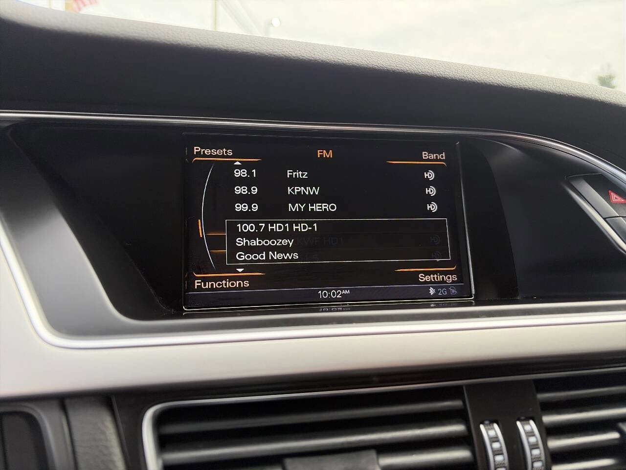 Used 2013 Audi A4 Prestige w/ Prestige Pkg image 30