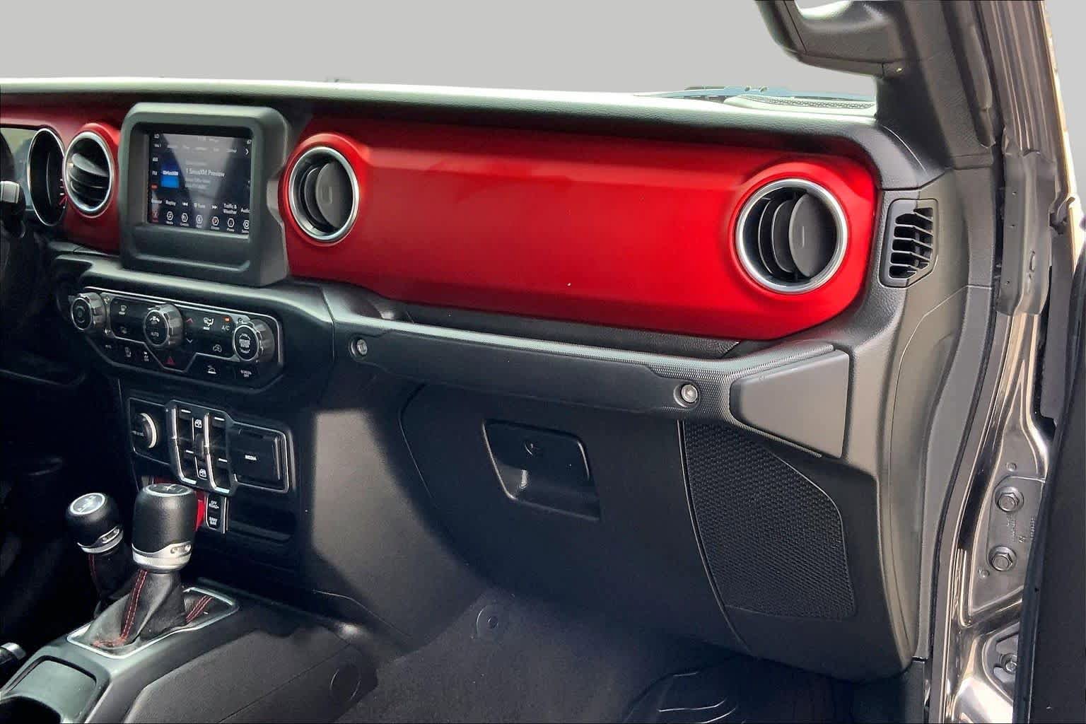 Used 2021 Jeep Gladiator Rubicon w/ LED Lighting Group AWD/4WD image 18