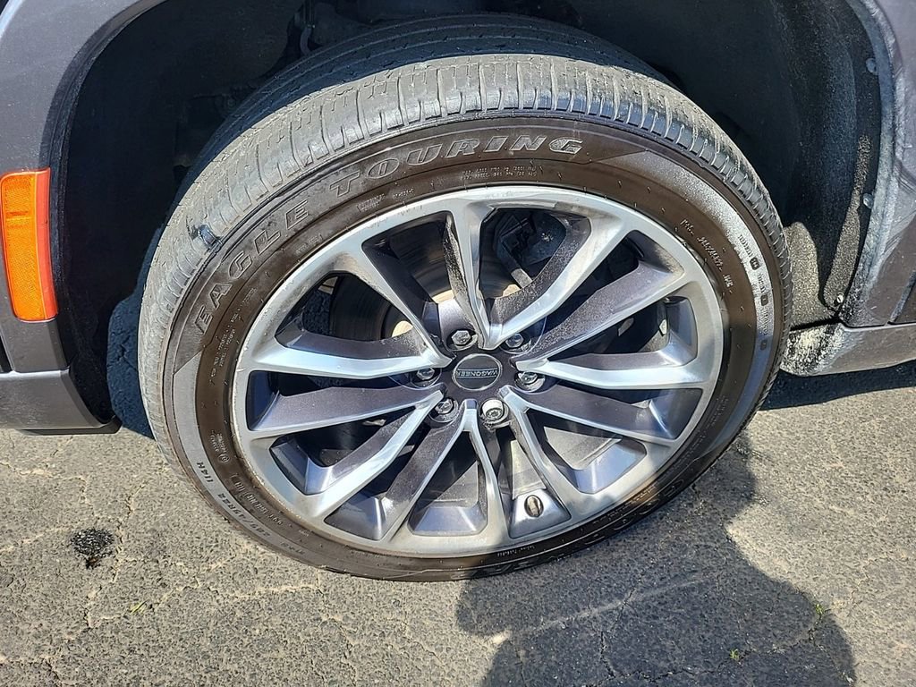 Used 2022 Jeep Wagoneer Series III w/ Premium Group I image 4