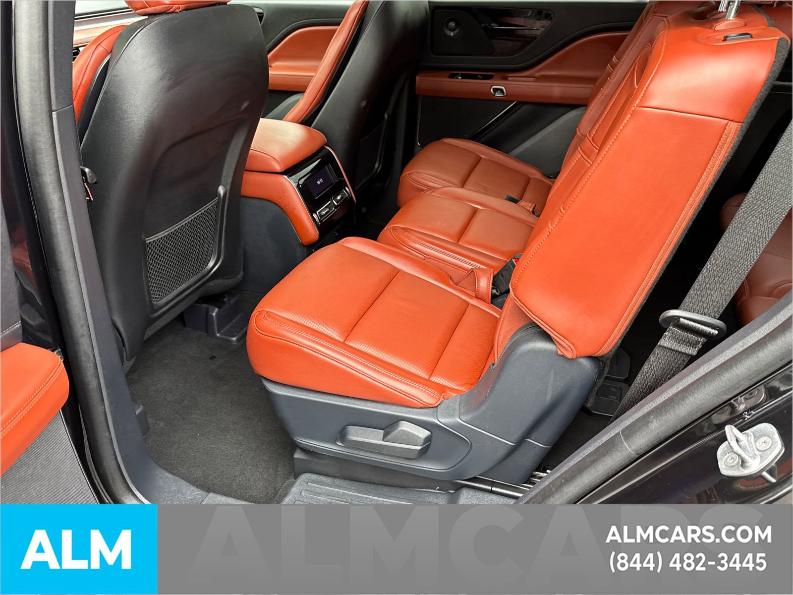 Used 2025 Lincoln Aviator Reserve image 26