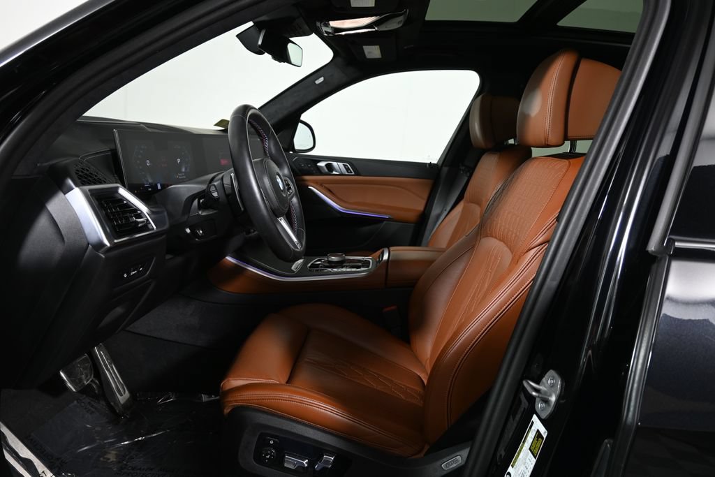 Used 2025 BMW X5 M60i w/ Executive Package AWD/4WD image 3