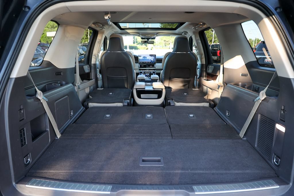 Used 2022 Lincoln Navigator Reserve AWD/4WD image 31