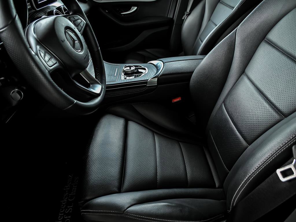 Used 2019 Mercedes-Benz GLC 300 4MATIC image 13